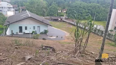 Vista dos fundos do terreno