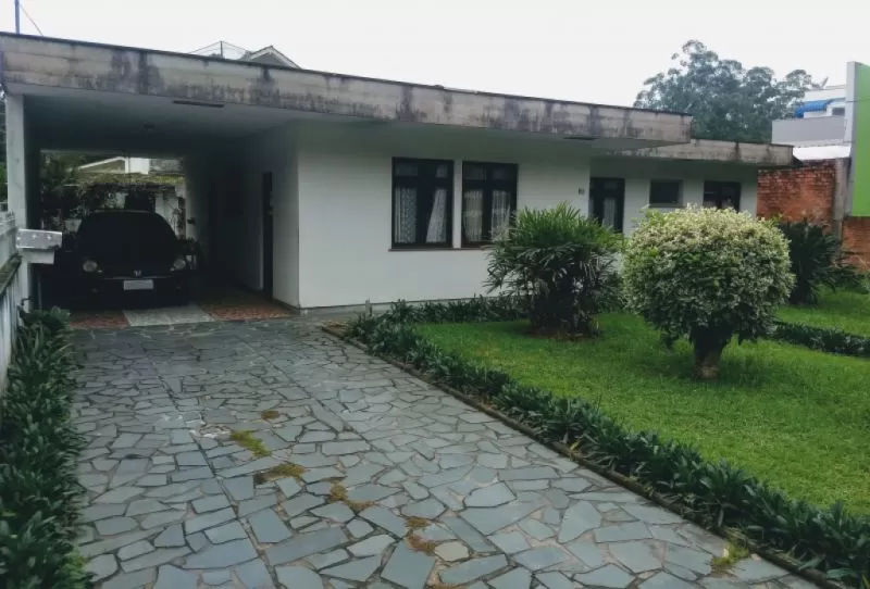 Casa 5 dormitórios Vorstadt - Blumenau, SC