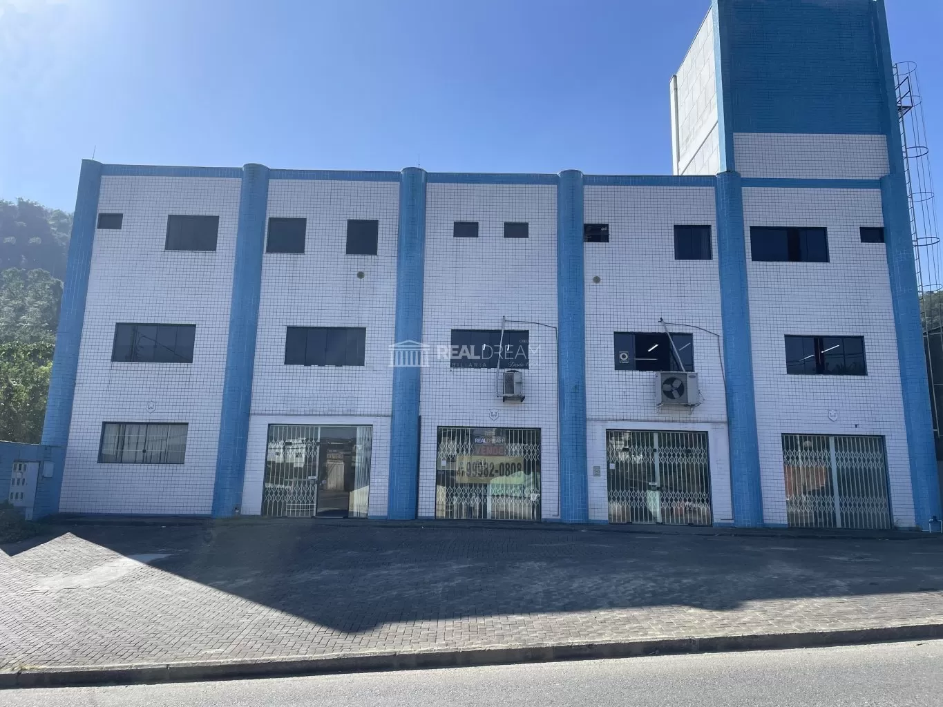 Prédio Comercial Salto Weissbach - Blumenau, SC